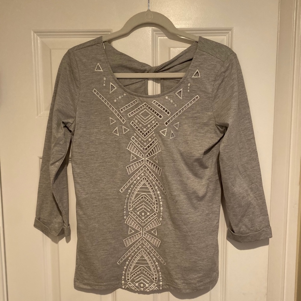 NWT Skies are Blue 3/4 sleeve top.